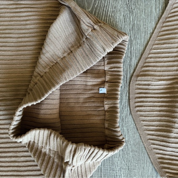 Nude Ribbed Co Ord Set - Picture 4 of 5